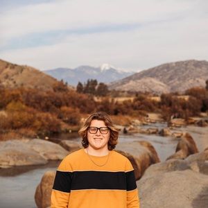 Meet your Posher, Blake